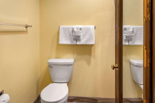 Quality Inn Paradise Creek image 20
