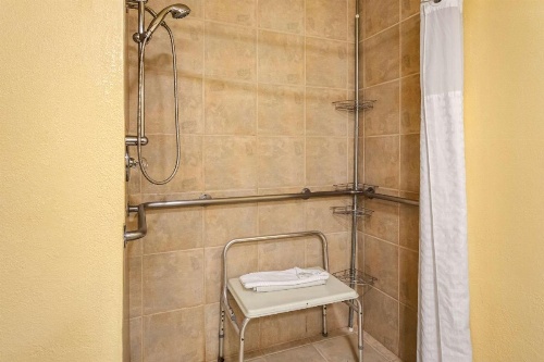 Quality Inn Paradise Creek image 25