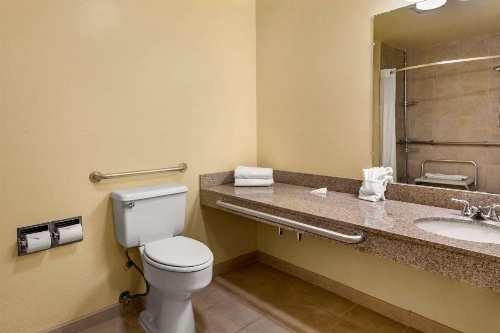 Quality Inn Paradise Creek image 26